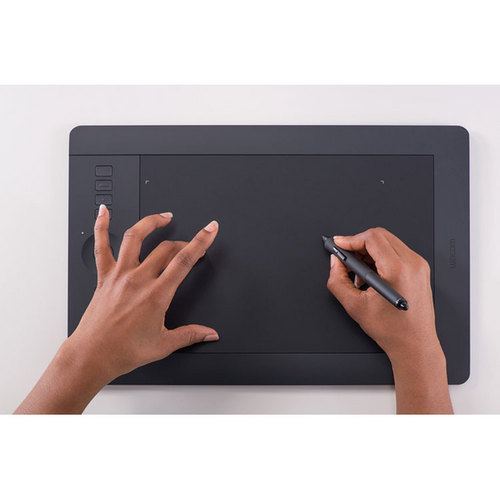 Wacom Intuos Pro Pen & Touch Tablet Medium PTH651