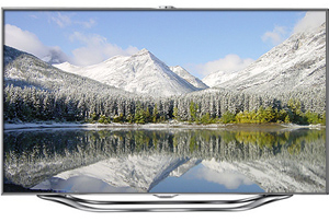 UN55ES8000 55-inch 240hz 3D Slim LED HDTV with Ultimate Micro Dimming, 3D, Wifi, 4 Glasses Included, & BDE5900 3D Blu Ray