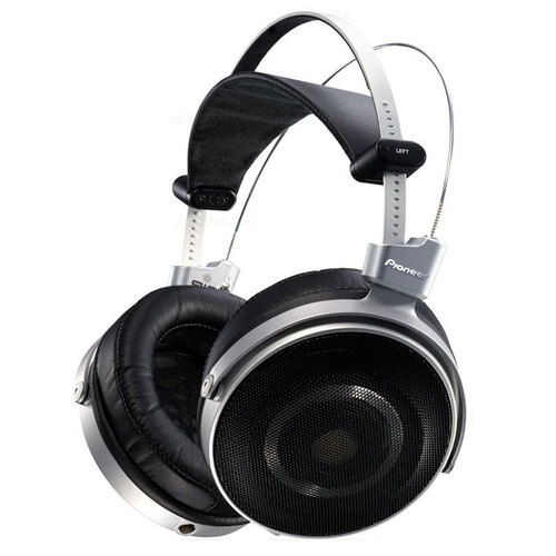 Pioneer Aluminum Diaphragm High Resolution Stereo Headphones - SE-MASTER1